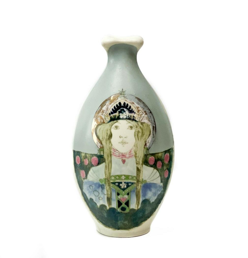 Amphora Austria Art Pottery Porcelain Portrait Vase The Renaissance Princess (1 of 6)
