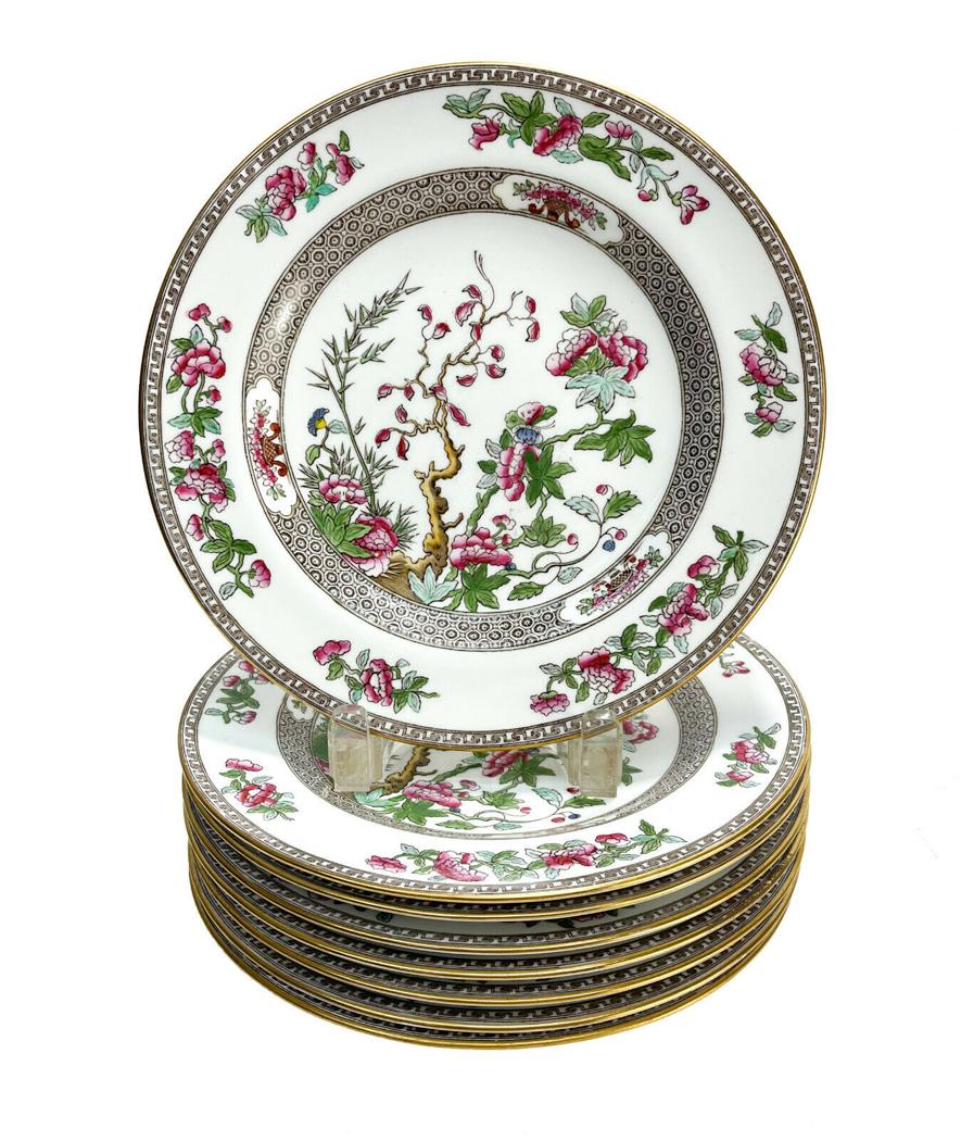8 Copeland Spode Porcelain 9 inch Plates in Indian Tree, circa 1920: 8 Copeland Spode Porcelain 9 inch plates in Indian Tree, circa 1920. Hand decorated Indian Tree pattern. Copeland Spode mark to the underside base. Weight Approx., 4 lbs Measures Approx., 9 inches dia