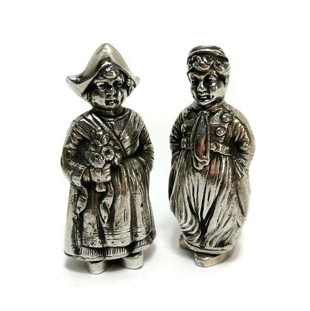 Pair Peruzzi 800 Italian Silver Salt and Pepper Shakers, Traditional Couple (1 of 5)