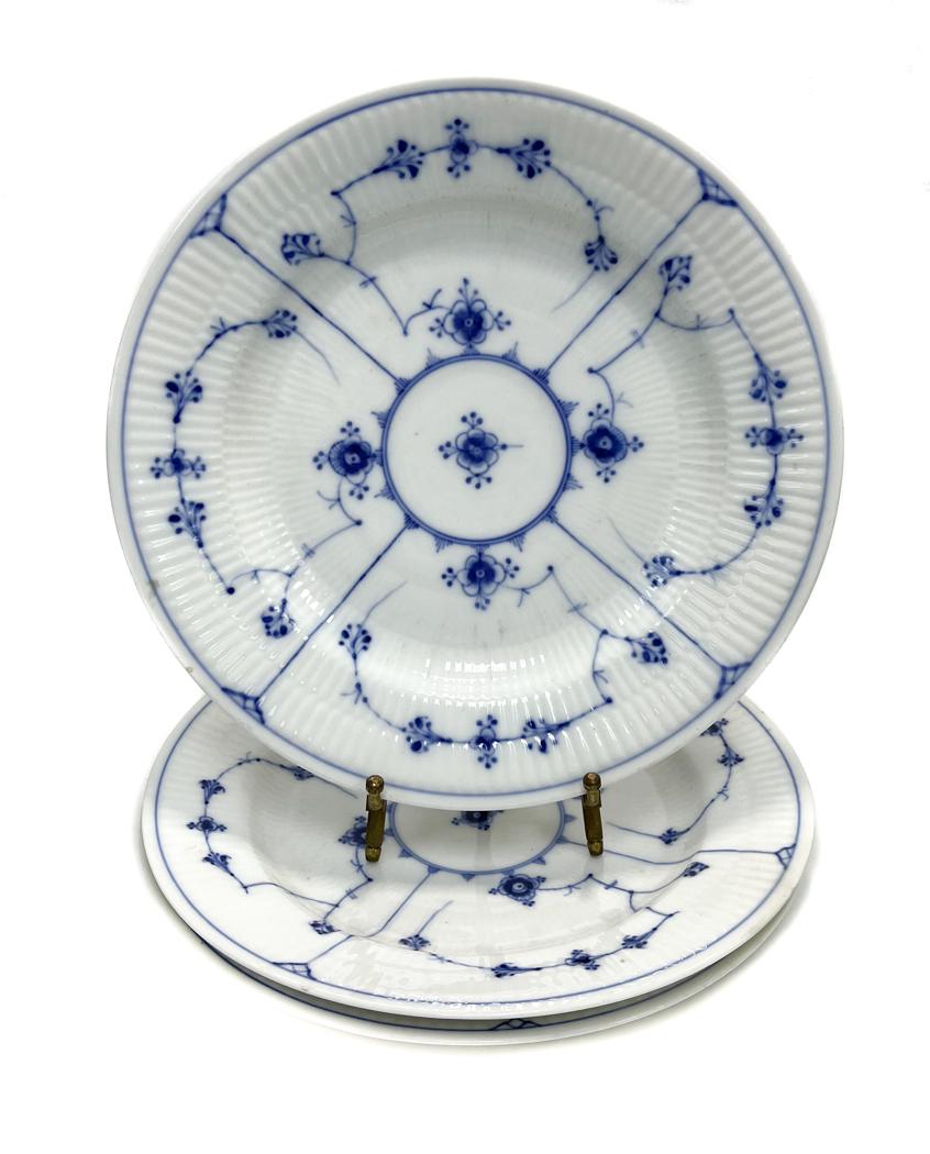 3 Royal Copenhagen Denmark Dinner Plates in Fluted Plain, circa 1880 (1 of 9)
