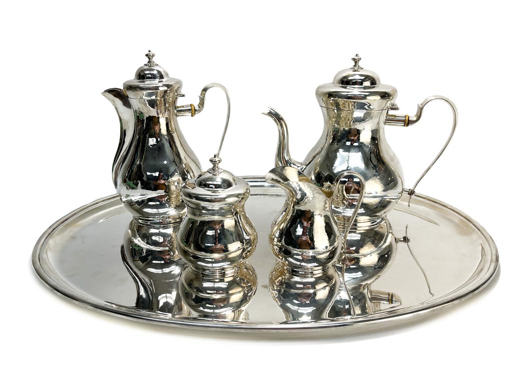 Buccellati Italian Sterling Silver Hand Hammered Tea and Coffee Service, 20th C. (1 of 10)