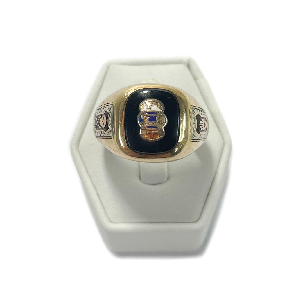 10k Yellow Gold and Enamel Masonic Men's Ring: 10k Yellow Gold and Enamel Men's Ring. Skull and Hands to the band with monogrammed "FLT" to the facce. Marked 10k to the inner band. Weight Approx., 8 grams Measures Approx., Size: 12.5