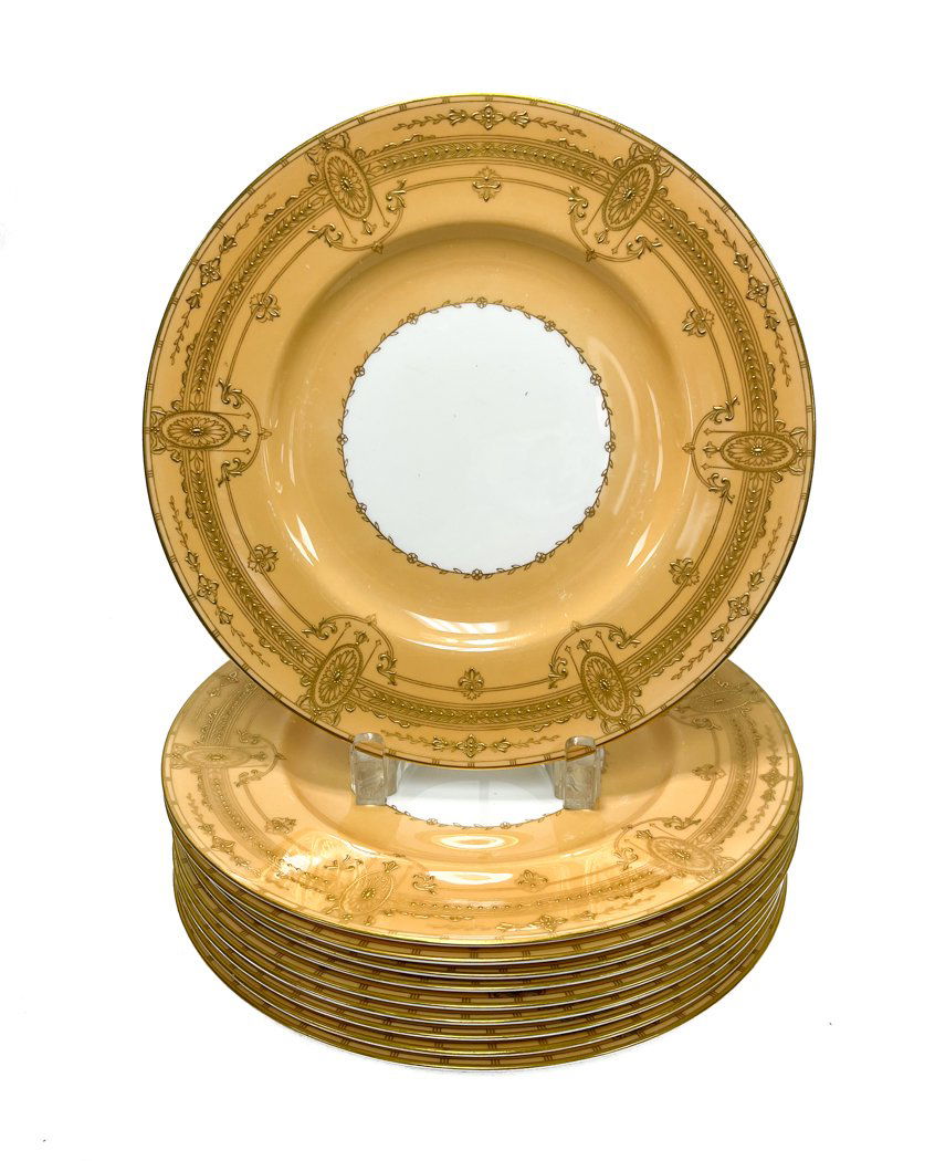 10 Royal Worcester Porcelain Dinner Plates, circa 1935 (1 of 4)