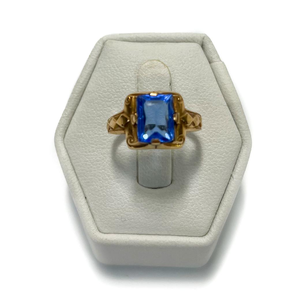 10k Yellow Gold and Blue Tourmaline Ring. Size 5.75 (1 of 12)