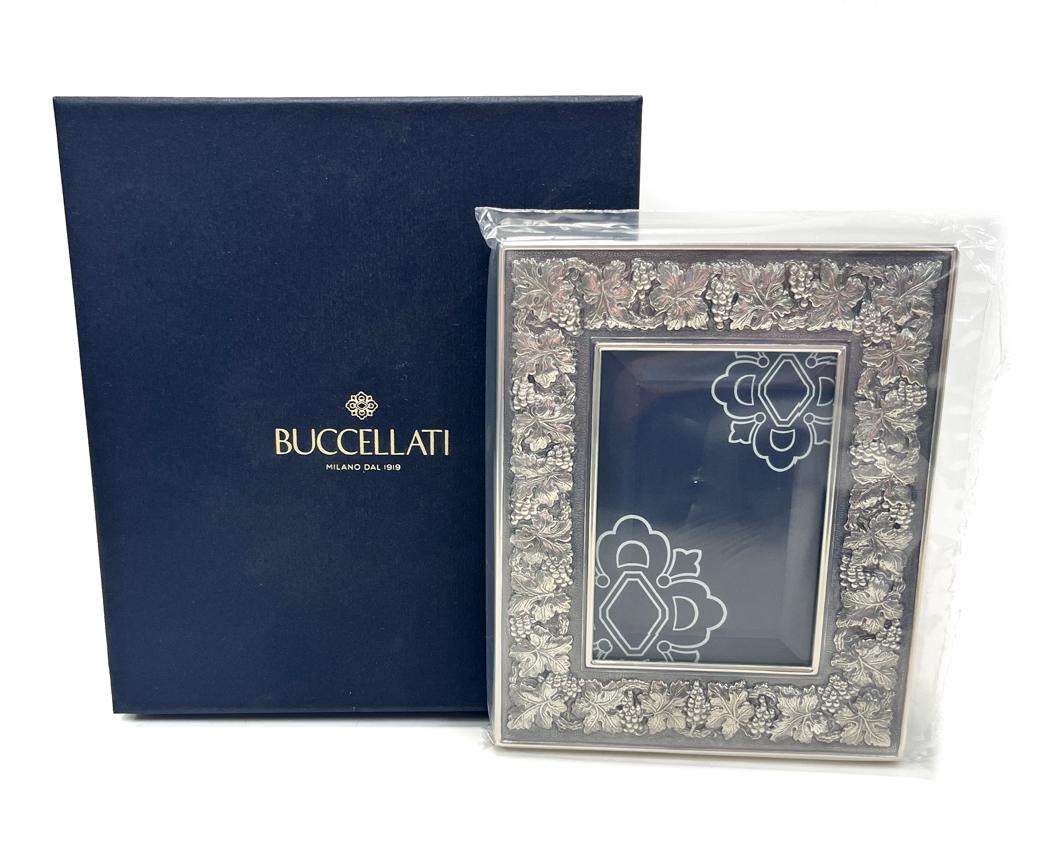 Buccellati Italian Sterling Silver Leaf Photo Frame (1 of 4)