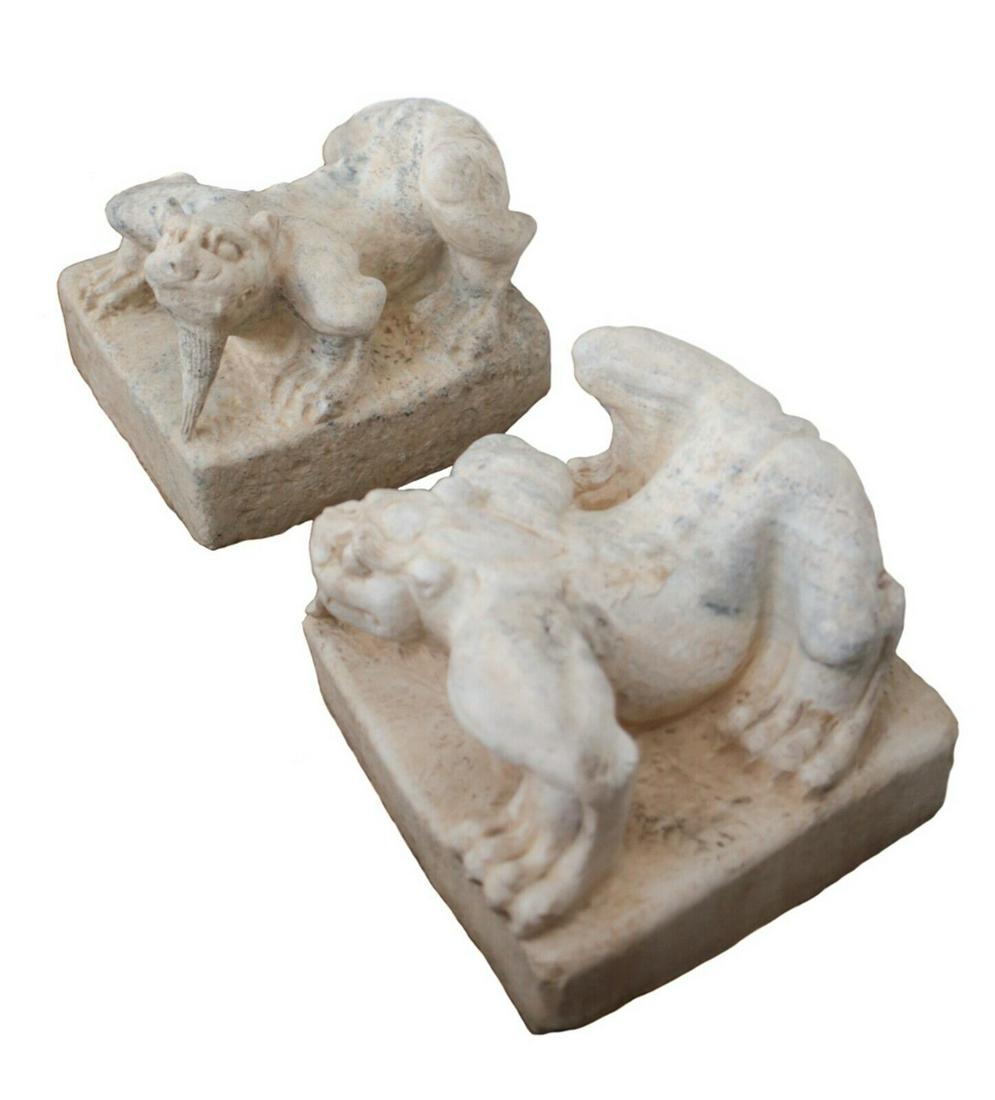 Pair of Hand Carved white stone Qilin Guardian statues - No Reserve (1 of 4)