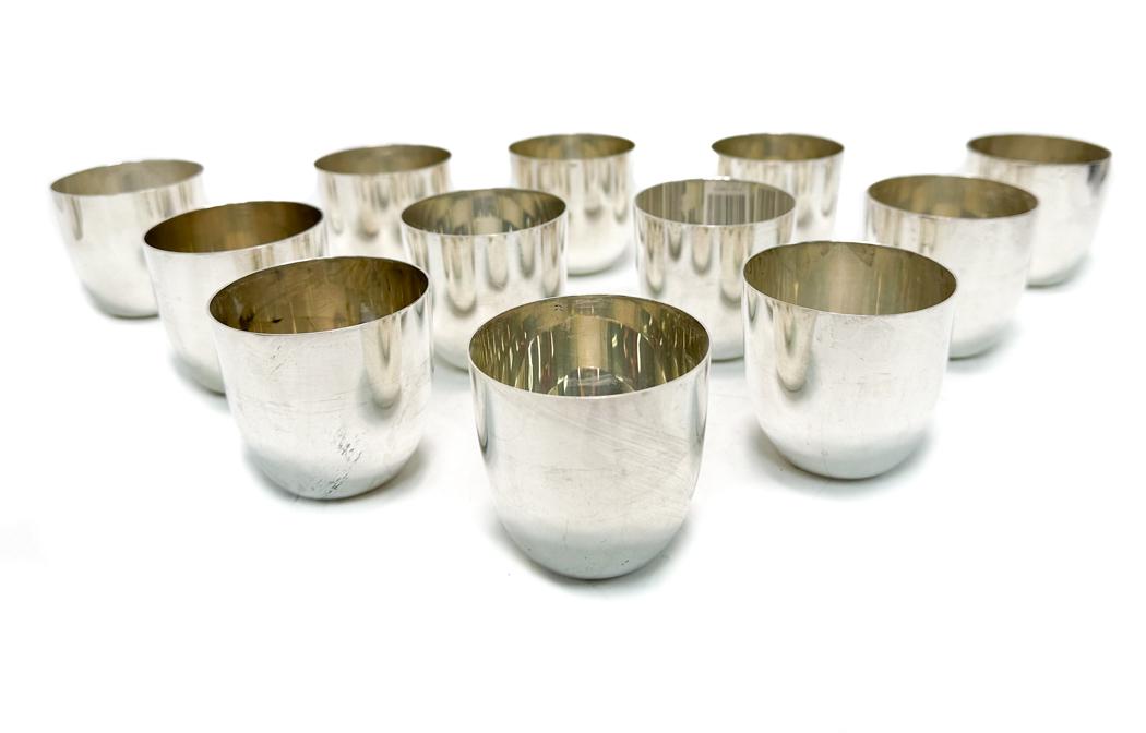 12 Graff, Washbourne & Dunn for Cartier Sterling Cups (1 of 5)