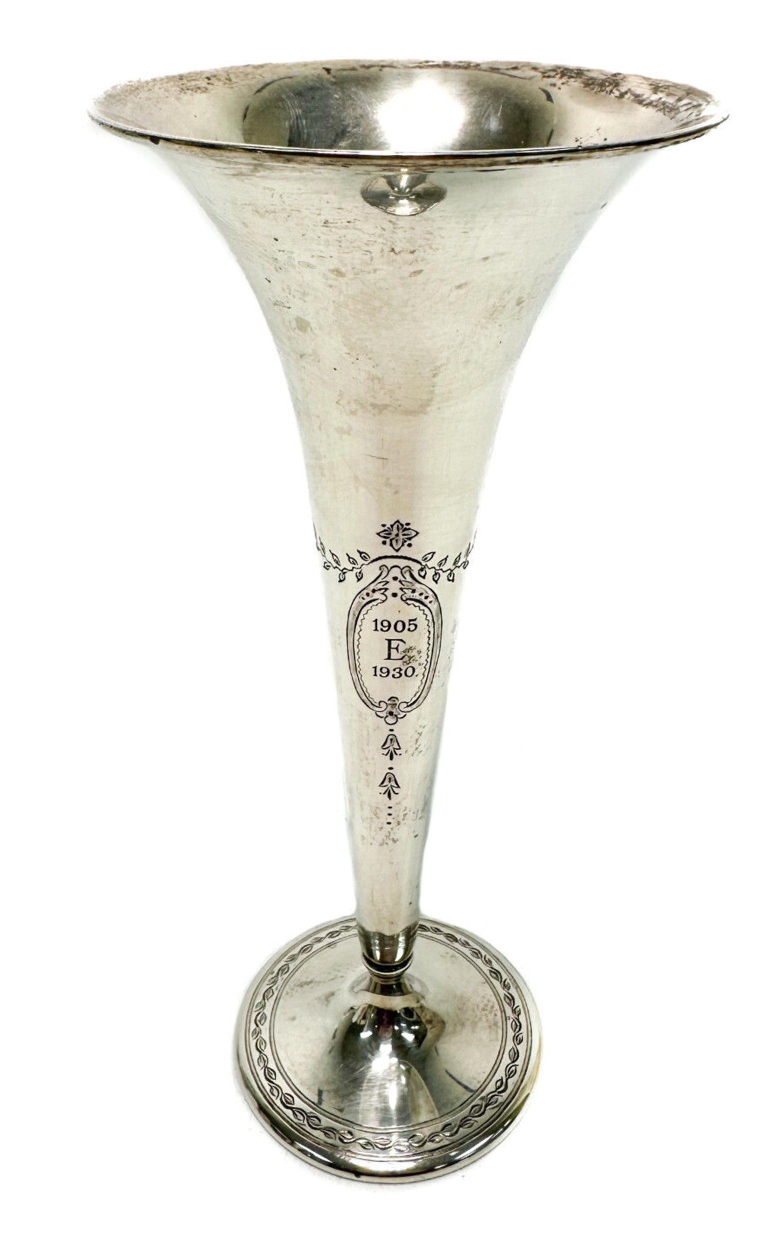 Tiffany & Co. Sterling Silver Trumpet Formed Fluted Vase #18396A, circa 1930 (1 of 9)