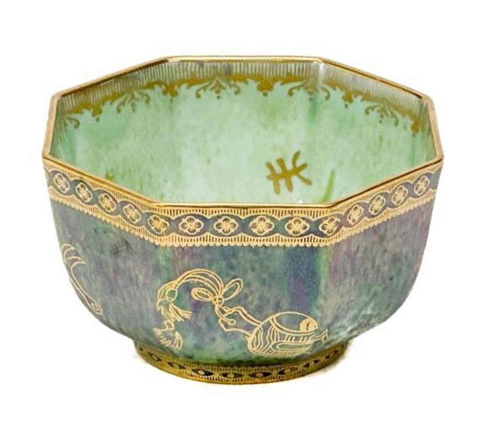 Wedgwood England Porcelain Luster Blue Green Octagonal Bowl Gilt Dragon Z4831: Wedgwood England Lustre bowl, early 20th century. Octagonal shaped bowl with a mottled green ground, lighter to the interior, an iridescent lustre finish. Gilt dragon decoration to the center of the b