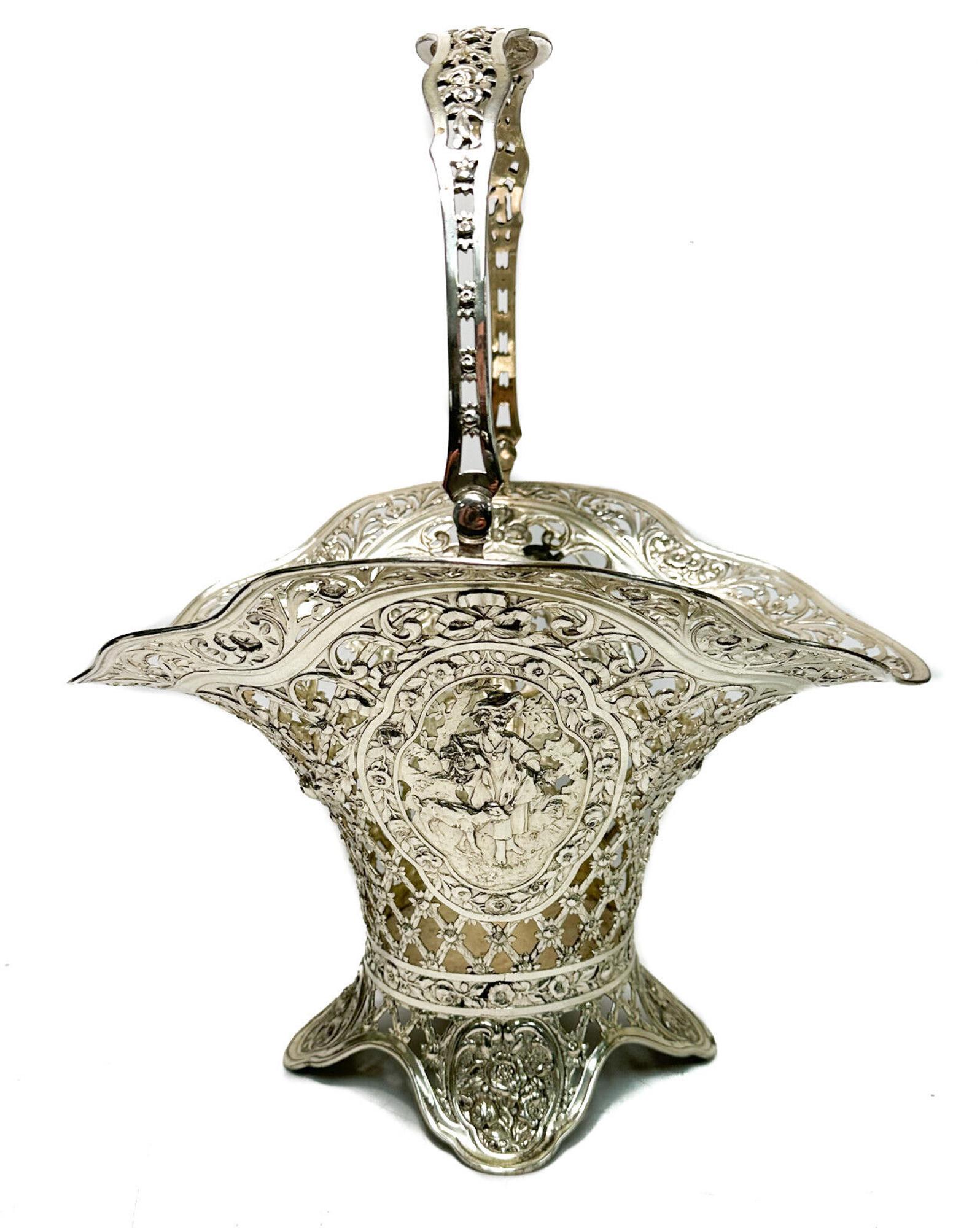 Storck & Sinsheimer German Hanau Silver Footed Basket, circa 1900 (1 of 10)
