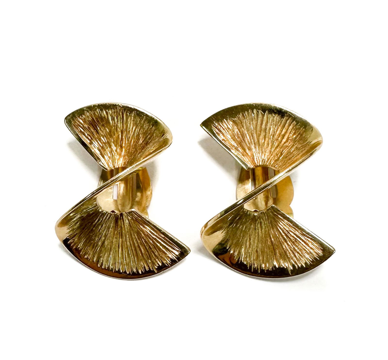 14k Yellow Gold Ruffled Clip on Earrings (1 of 7)
