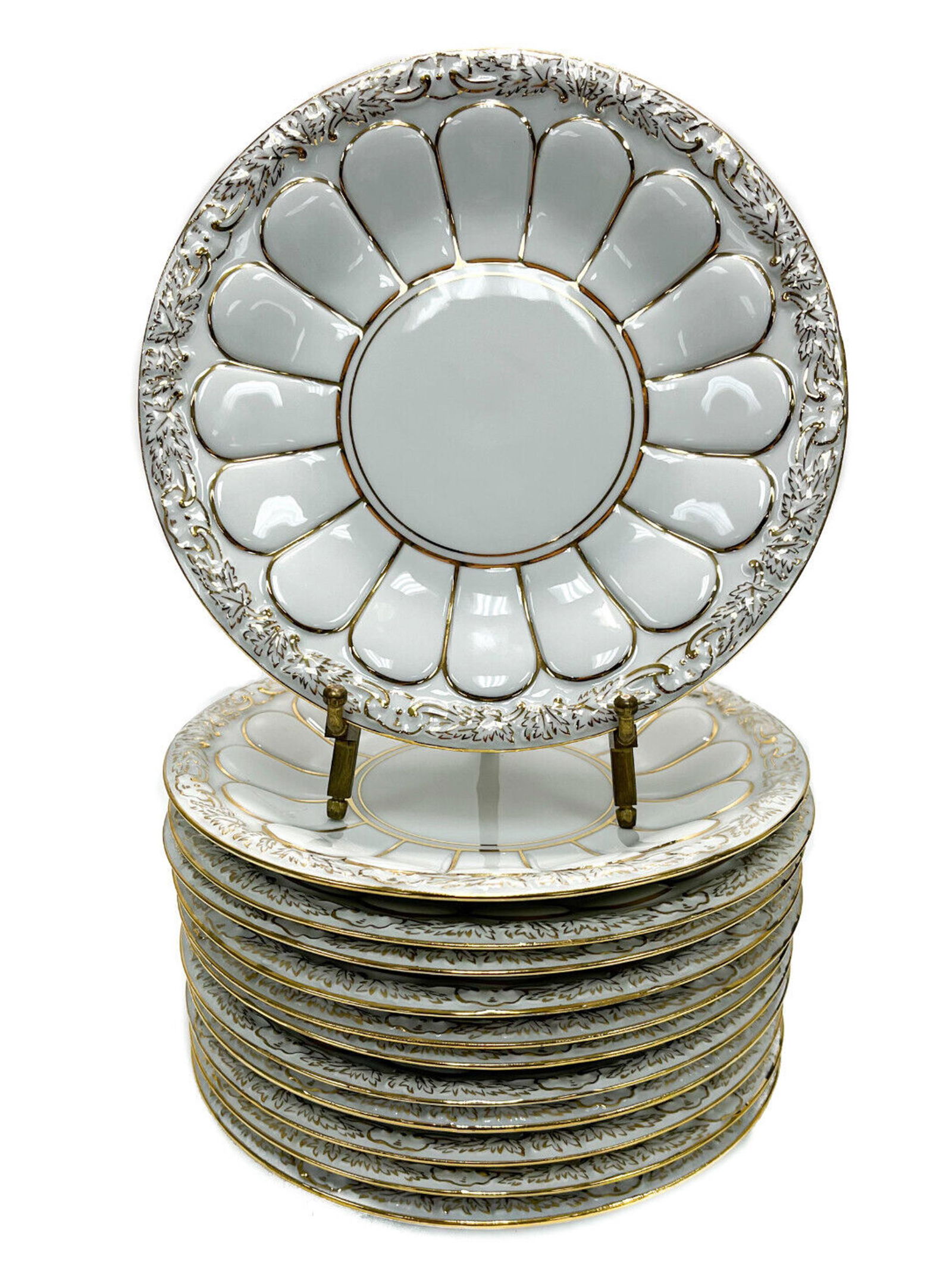 12 Meissen Germany Porcelain Gilt Scalloped Petal Dessert Plates (1 of 5)