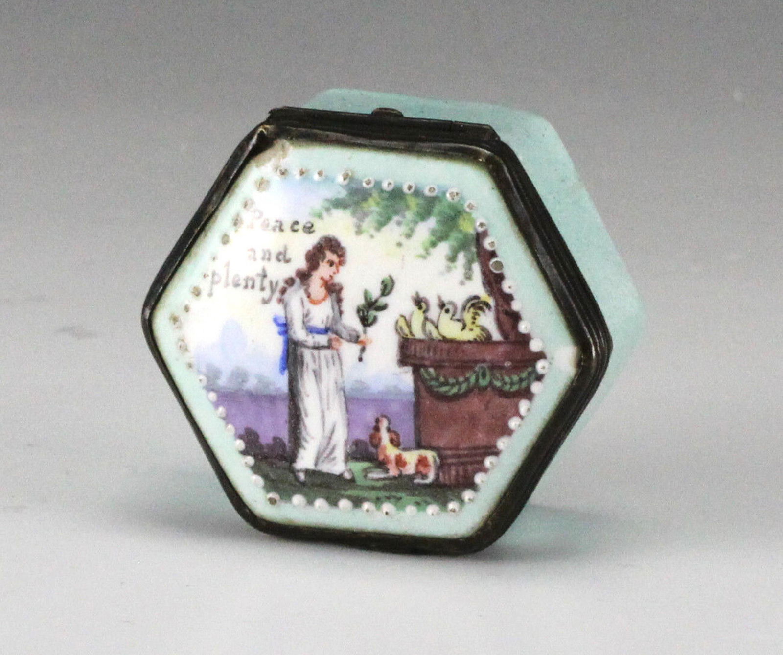 Handpainted Porcelain Enamel Hinged Snuff Box 18th C (1 of 1)