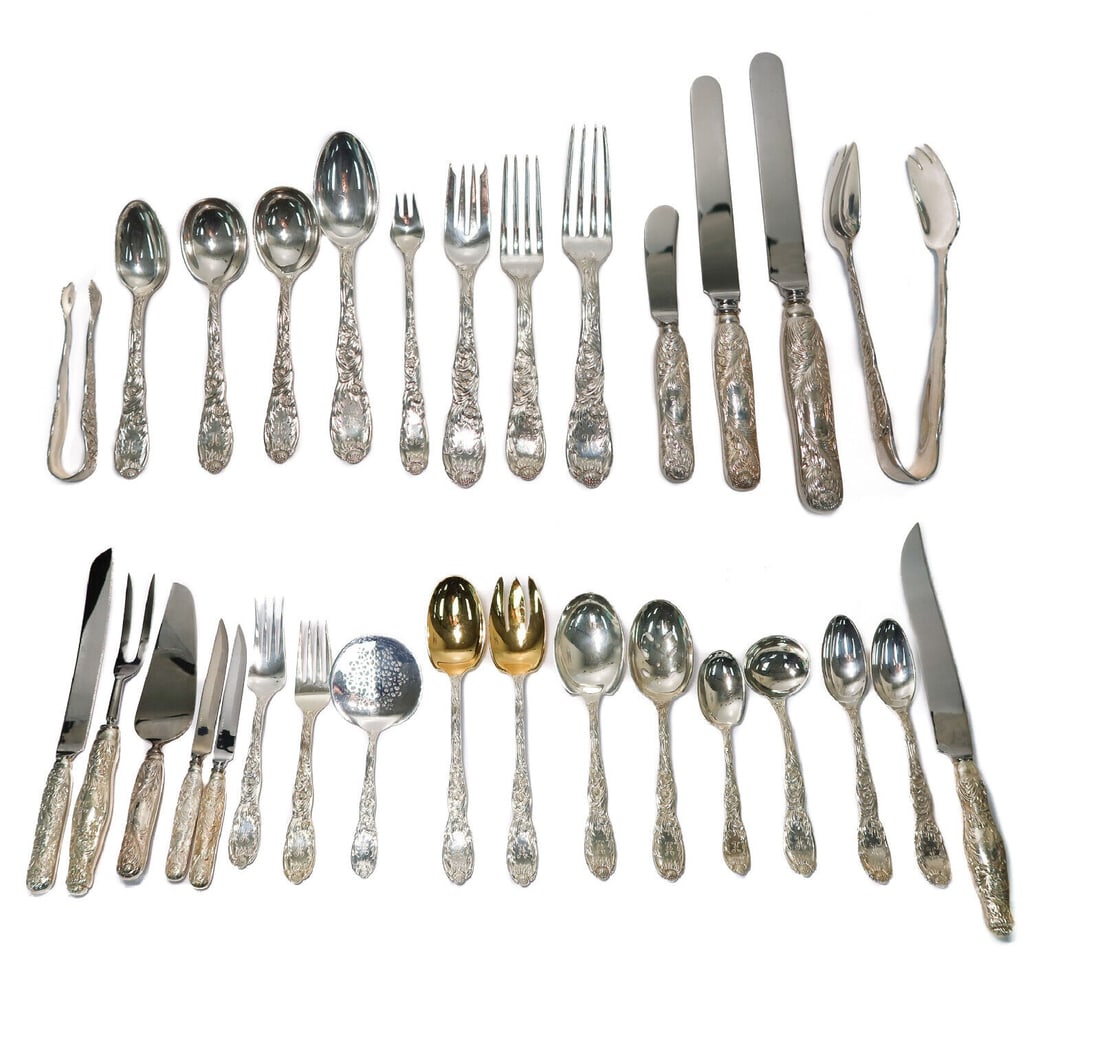 Tiffany & Co. Sterling Silver Flatware set for 18 in Chrysanthemum, Florals (1 of 15)
