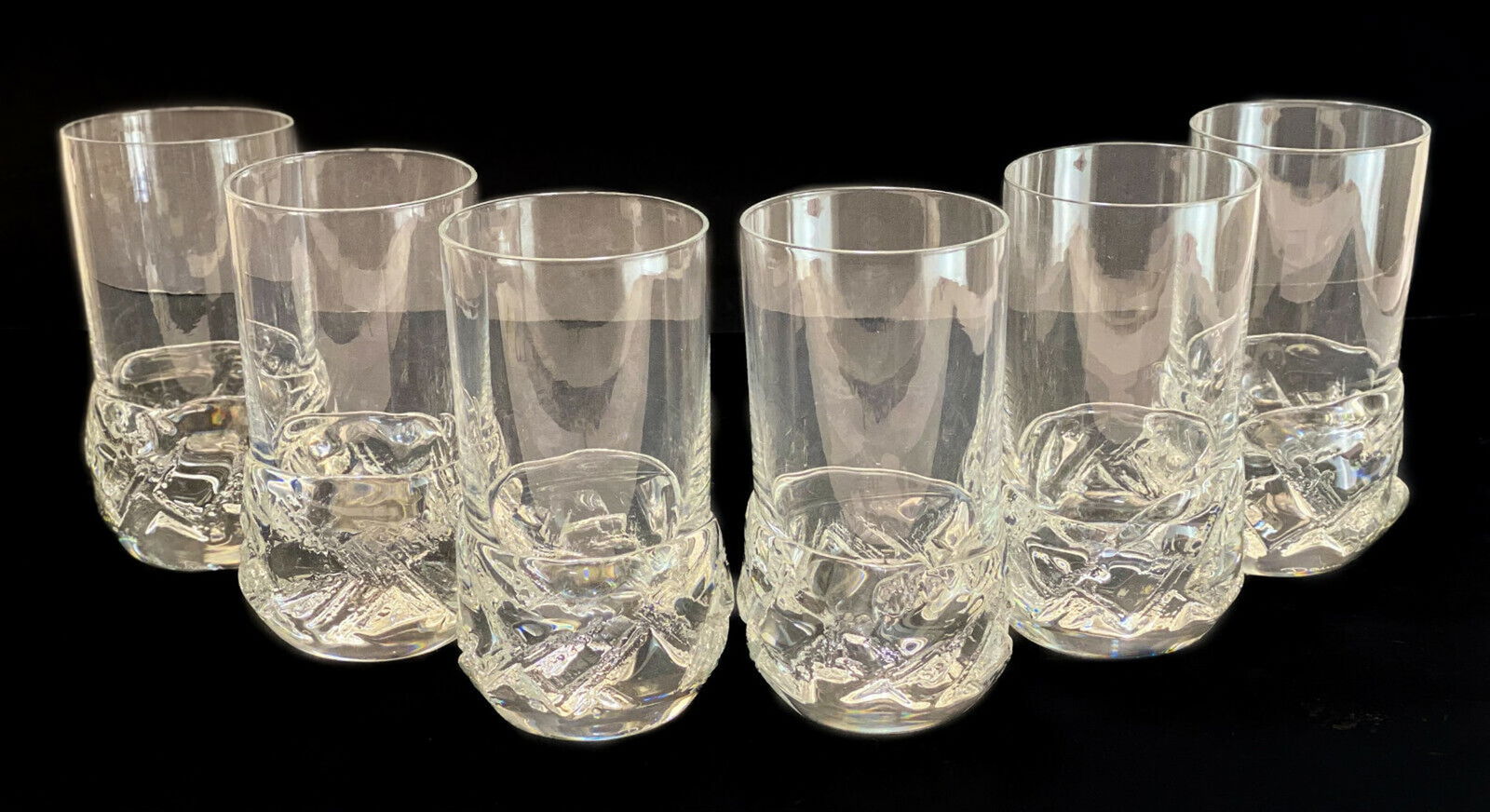 6 Daum France Cut Glass Water Tumblers, Frosted Ice Textured Base: 6 Daum France cut glass water tumblers. A clear bowl with frosted ice textured base. Daum France mark to the base. Weight Approx., 6 lbs Measures Approx., 3 inches diameter x 5.5 inches tall Domestic