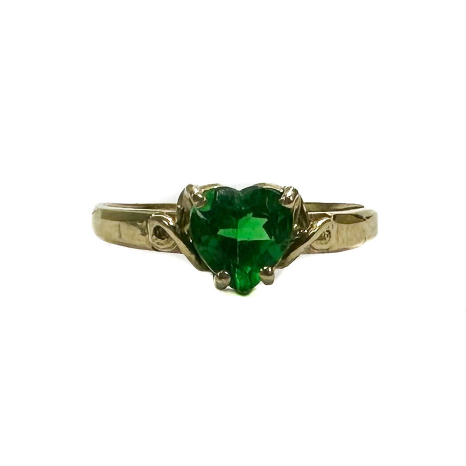 14k Yellow Gold and Heart Cut Emerald Ring, Size 6.5 (1 of 9)