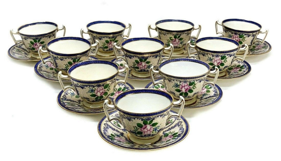 10 Royal Doulton Twin Handled Cup & Saucers (1 of 7)
