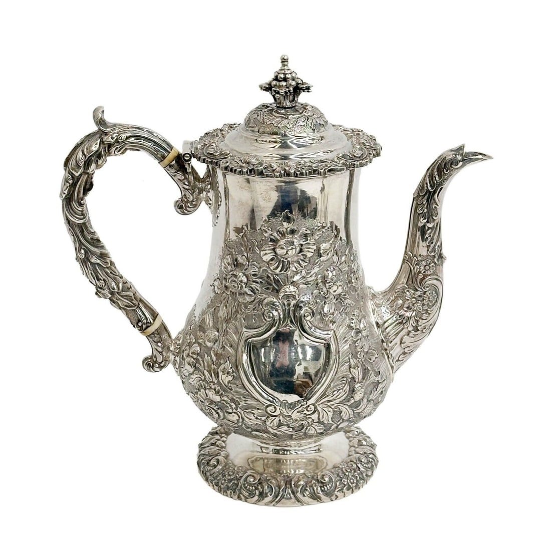 Georgian Thomas & John Settle English Repousse Sterling Silver Coffee Pot 1821 (1 of 6)