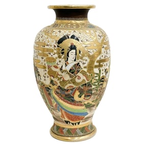 Kinkozan Japanese Satsuma Hand Painted Large Porcelain Vase Figures Showa Period