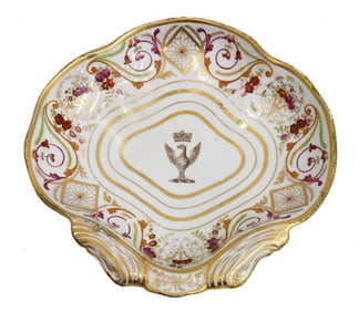 English Worcester Shell Form Hand Painted Porcelain Dish Eagle 18th Century
