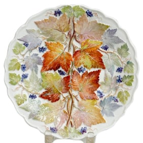 Meissen Germany Hand Painted Porcelain Glazed Leaf Berry Plate circa 1800
