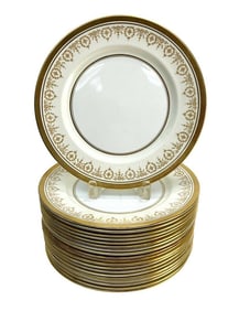 20 Aynsley England Porcelain Dinner Plates in Gold Dowery, circa 1960