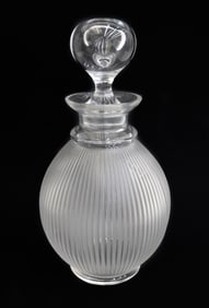 Lalique Crystal Glass Decanter in Langeais Clear Ribbed Exterior Signed