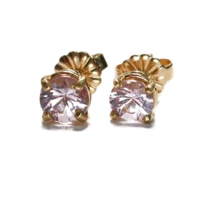 14k Yellow Gold White Topaz Stud Earrings