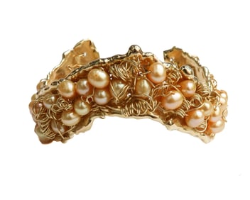 Nikki Feldbaum 14k Yellow Gold and Cultured Pink Peach Pearl Wire Bangle Bracelet