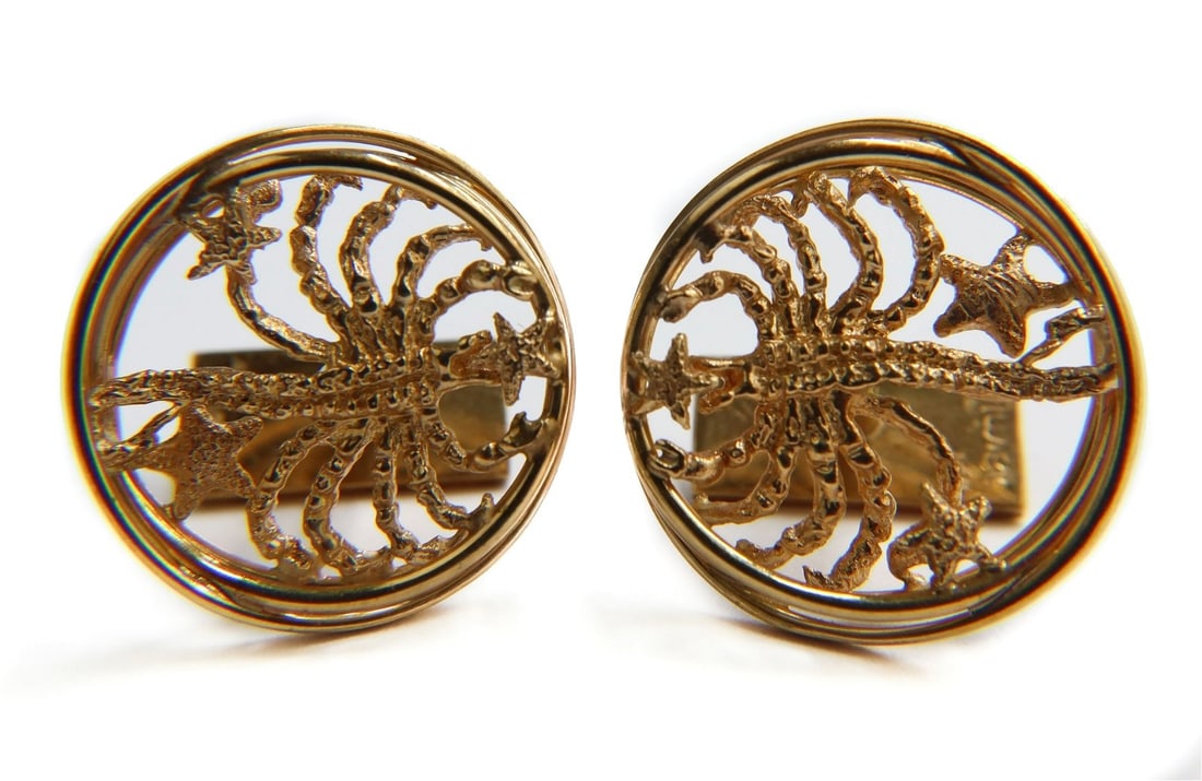 William Ruser 14k Yellow Gold Scorpio Zodiac Cufflinks (1 of 10)