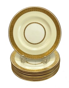 8 Minton England Porcelain Gilt Encrusted Dessert Plates, circa 1920