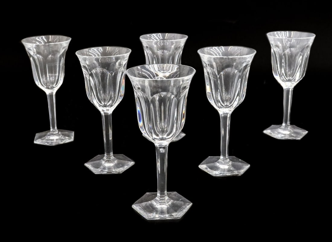 6 Baccarat Crystal Glass Cordial Wine Goblets in Malmaison, Signed Cut Panels: 6 Baccarat crystal glass cordial wine goblets in Malmaison, Signed. Cut panels to bowl with hexagon base. Acid etched Baccarat mark to underside. Weight: Approx. 3 lbs Measurements: Approx. 2 inches d