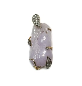 14k Yellow Gold Lavender Jade and Diamond Necklace Pendant.