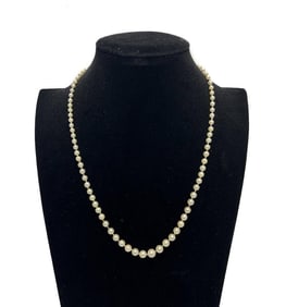 14k White Gold and Graduated 3.3mm to 6.8mm Single Strand Necklace