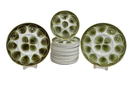 Moulin Des Loups Majolica Oyster Huitre Service for 18