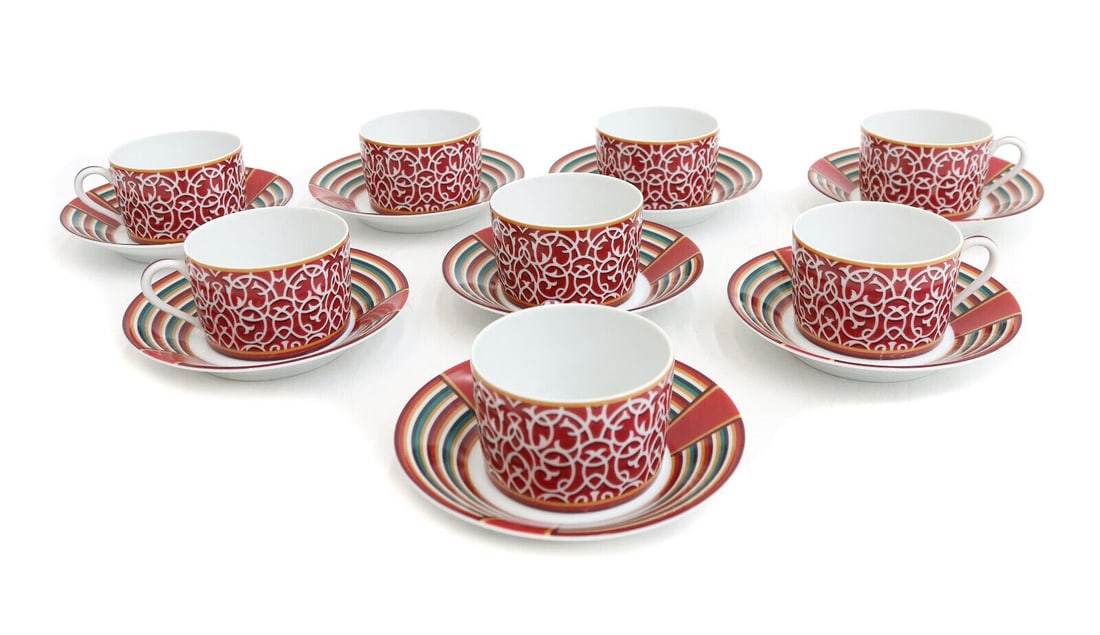 8 Hermes Paris Porcelain Cup and Saucers in Attelage Red and Green  Stripes (1 of 6)