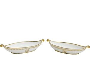 Pair Manufacture de Sevres Ch Trianon Deux Bateaux Forme Navette de 1829 c1840
