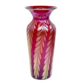 Lundberg Studios Art Glass Red Pulled Feather Iridescent 10.6 inch Vase