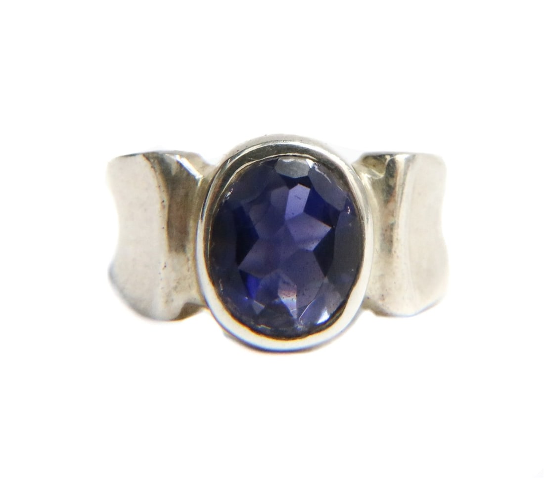 Sterling Silver Amethyst Ring, Size 8.5 (1 of 5)