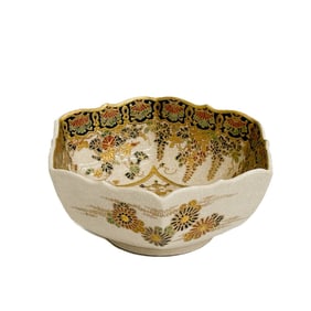 Baiko Satsuma Japanese Hand Painted Porcelain Bowl Flowers Meiji period