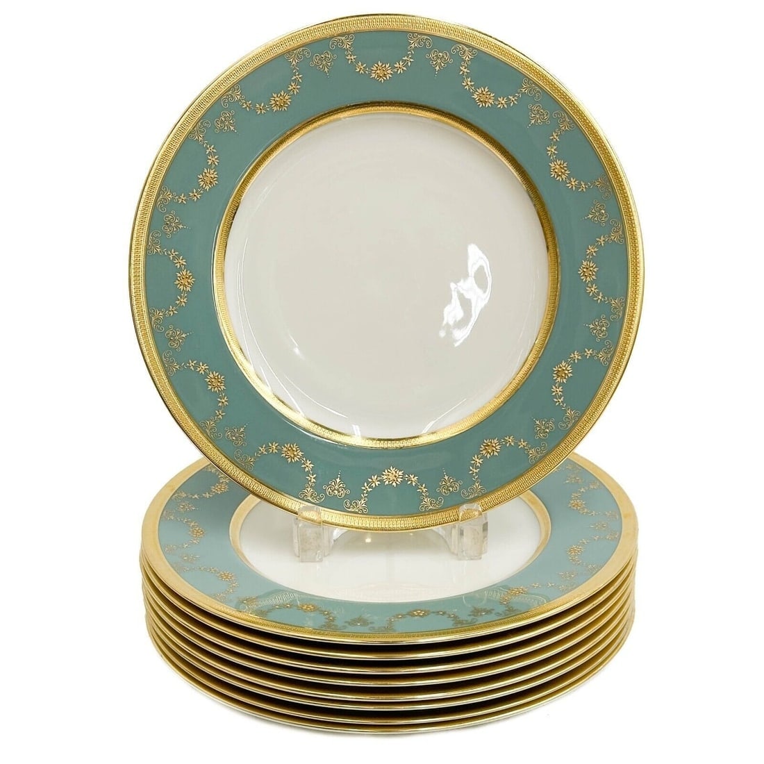 9 Lenox Westport Gilt Porcelain Dinner Plates D-158 Teal Blue: 9 Lenox Westport Gilt Porcelain Dinner Plates. A teal ground to the edge with ornate gilt floral garland decoration. Underside marked westport by Lenox D-518 Weight: Approx. 10.5 lbs Measurements: App