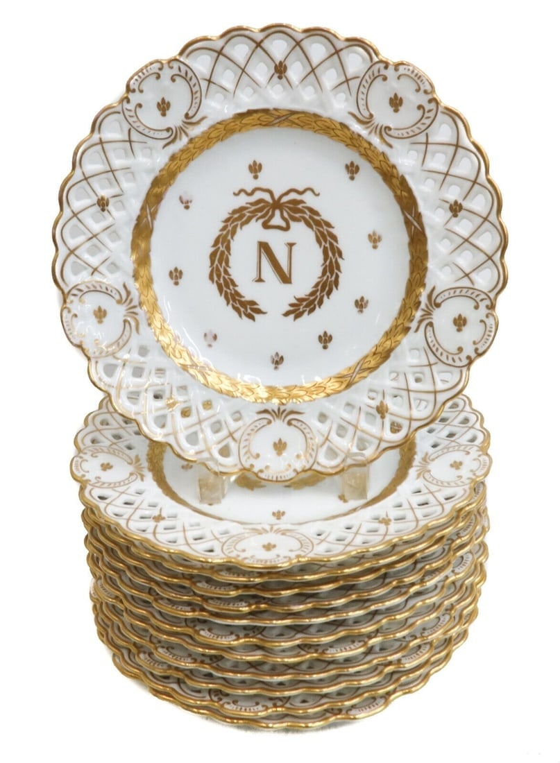 12 Capodimonte for Baily Banks and Biddle Co Porcelain Napoleonic Plates c1900 (1 of 6)