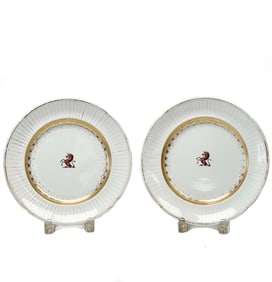 Pair English Pearlware Porcelain Hand Painted Unicorn Crest Plates