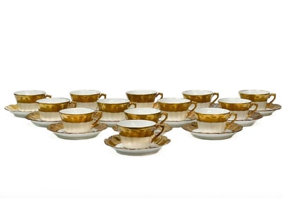 12 + 1 Robert Haviland Limoges France Porcelain Tea Cups and Saucers c. 1930