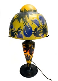 French Cameo 3 Layer Galle Style Table Lamp, Early 20th Century