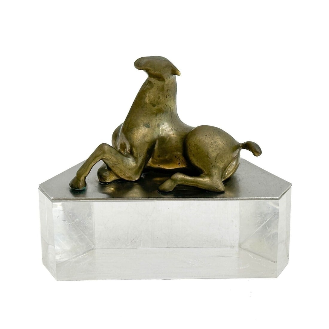 Loet Vanderveen Bronze Horse Sculpture Figurine on Lucite Base Signed Lt Ed/500: Loet Vanderveen (Dutch, 1921-2015) Bronze Horse Figurine on Lucite Base Signed. Depicts a horse lying down. Signed Loet and numbered out of 500 to the back of the base. Weight: Approx. 3 lbs Measureme