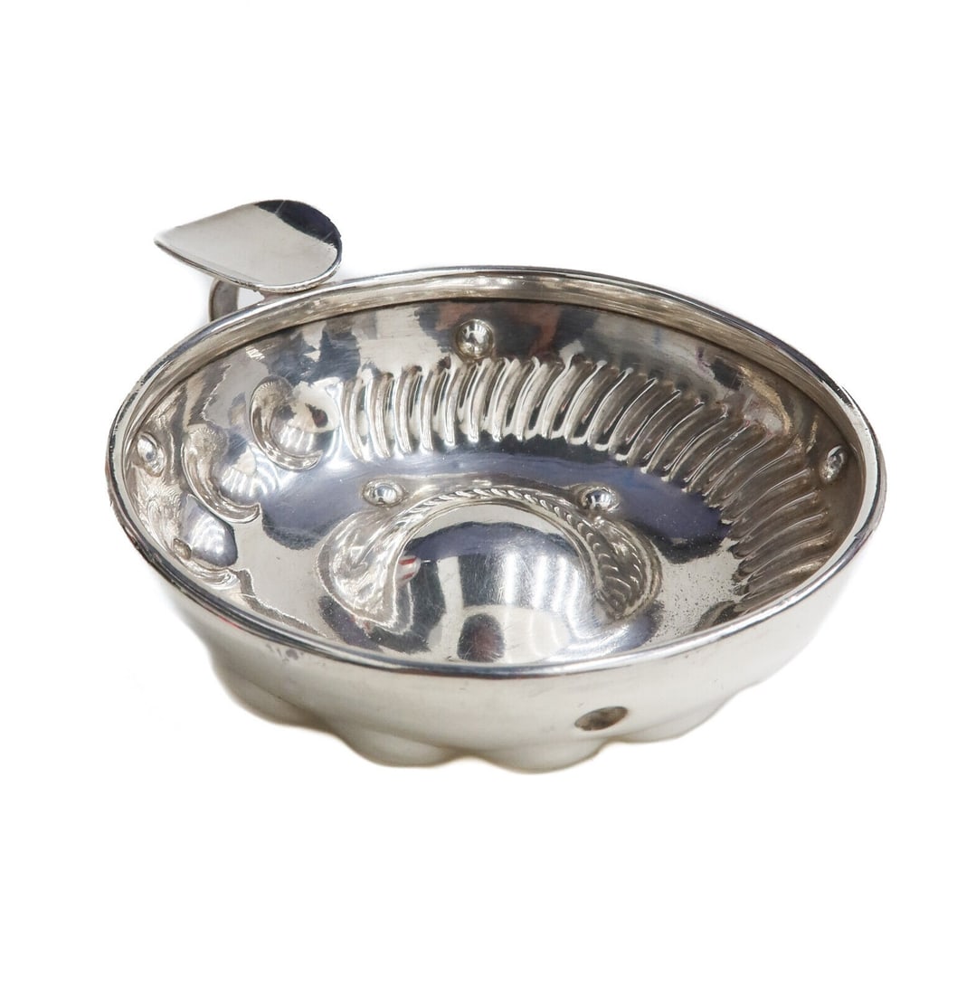 French 950 Silver Tastevin, Ribbed and Thumbprint Design, circa 1900 (1 of 7)