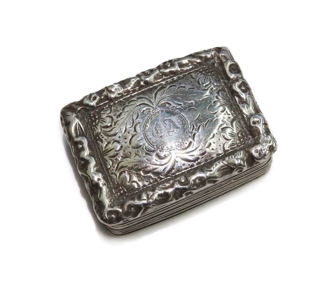 William Simpson Birmingham English George III Sterling Silver Vinaigrette Box (1 of 8)