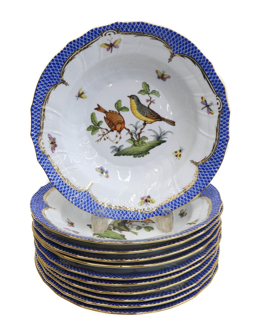 12 Herend Hungary Porcelain Soup Bowls in Rothschild Bird Blue Border, 1948 (1 of 6)