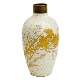 Wedgwood England Ivory Vellum Ware Gilt Porcelain Vase Carnation Flowers c1890